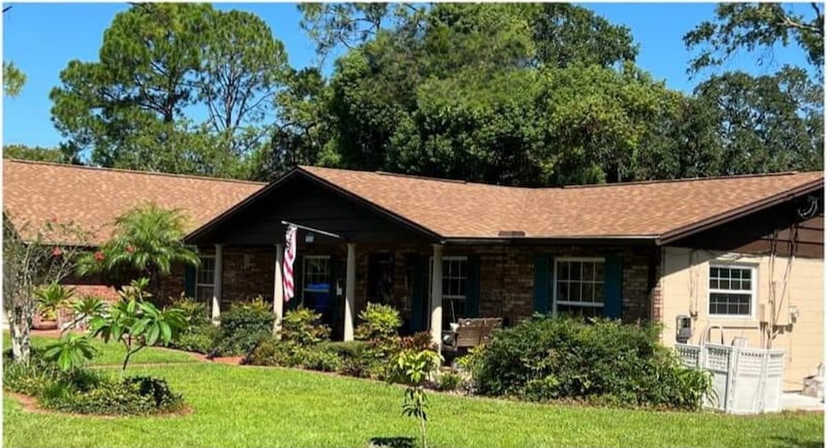 Home after roof washing and house washing in Blooming Grove, TX